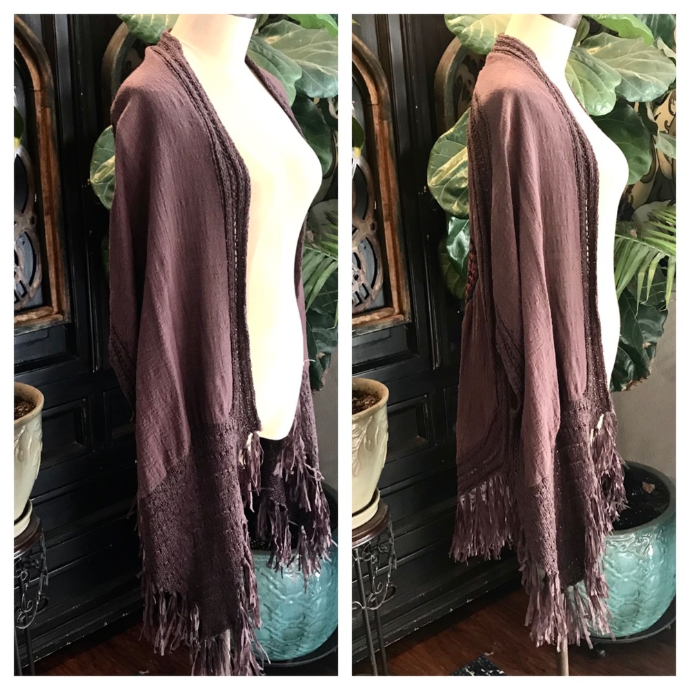 Avril boho linen & cotton tassel crochet kimono - Picture 7 of 8